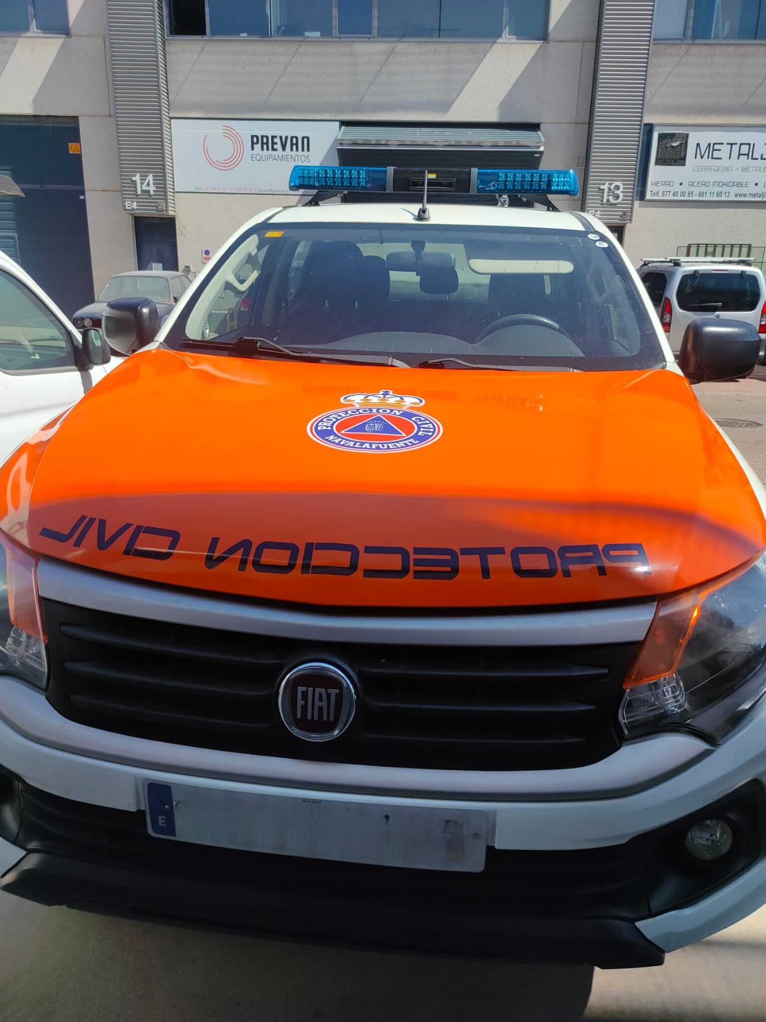 iluminacion rotulacion seguridad fiat pick up