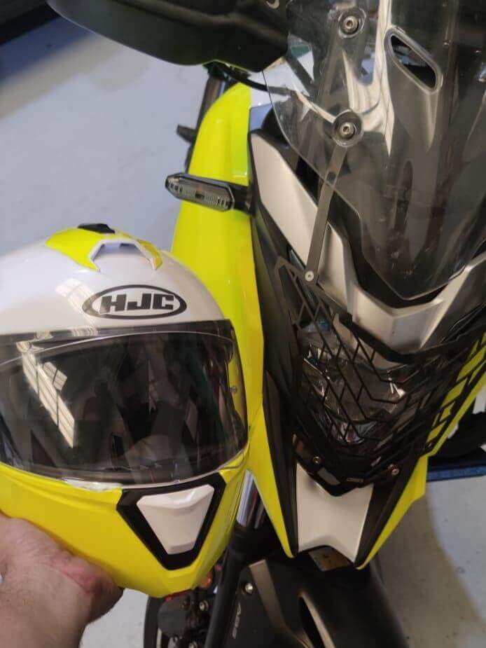 rotulacion moto casco urem