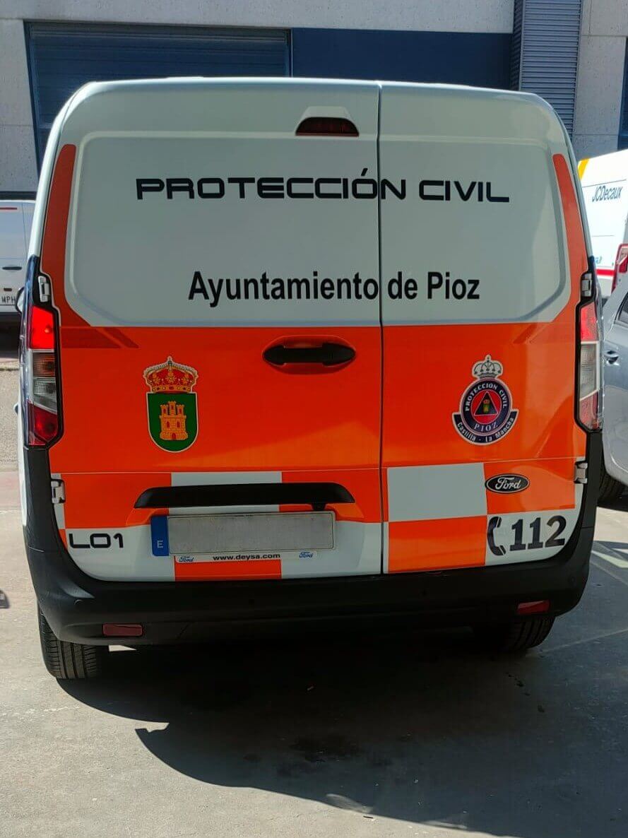 rotulacion porton tourneo pioz